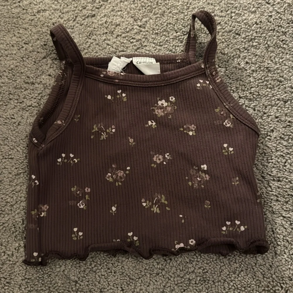 Jamie Kay Petite Fluer Ribbed Midi Singlet & Shorts